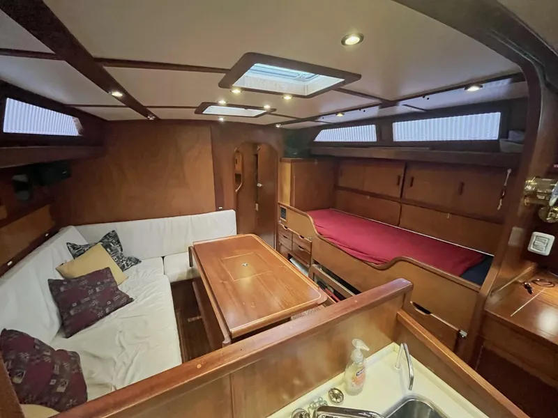 Slide: The Image of Amel Mango 1979 - 5903872