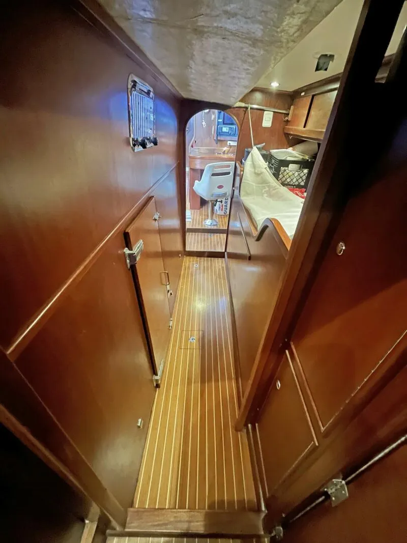 Slide: The Image of Amel Mango 1979 - 5903855