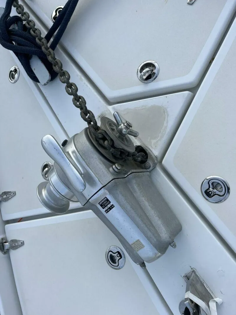 Slide: The Image of Amel Mango 1979 - 5903842