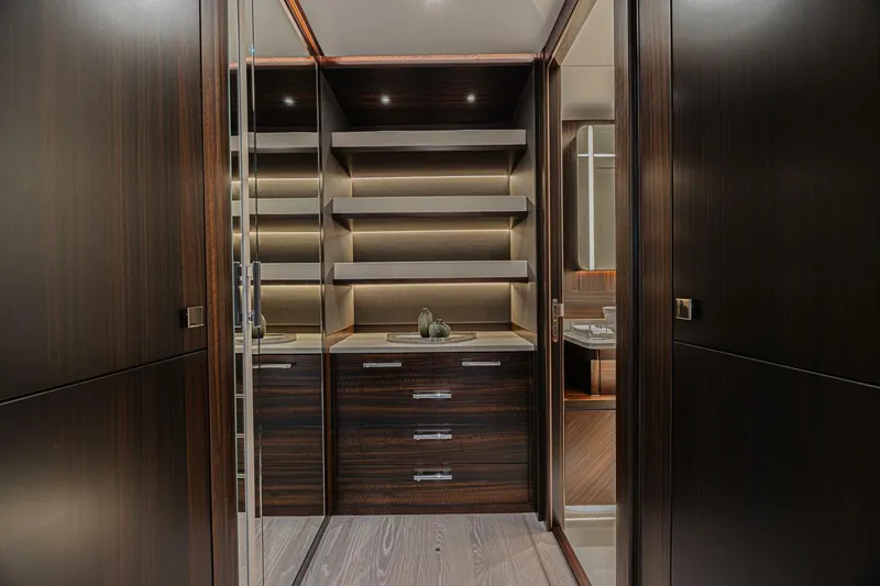 Slide: The Image of Sunseeker 88 2025 - 5903903