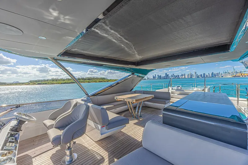 Slide: The Image of Sunseeker 88 2025 - 5904073