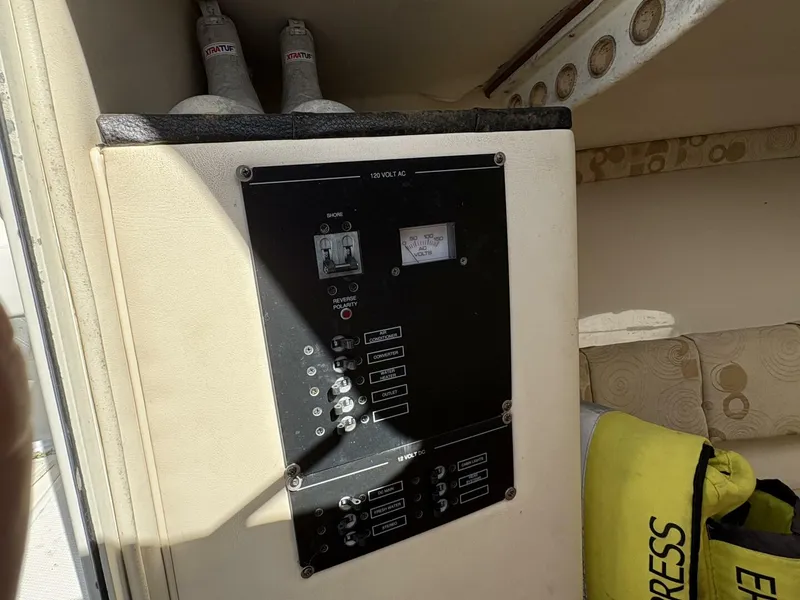 Slide: The Image of Wellcraft 35 Scarab Sport 2008 - 5904011