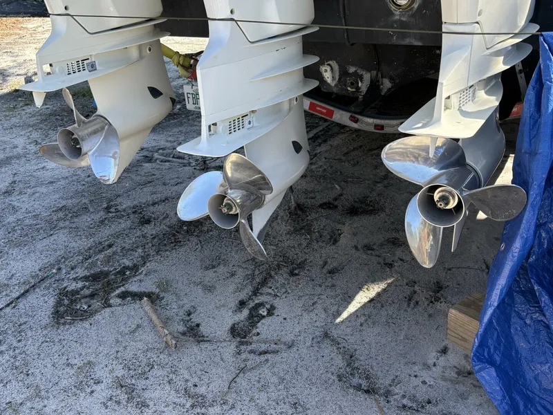 Slide: The Image of Wellcraft 35 Scarab Sport 2008 - 5903986