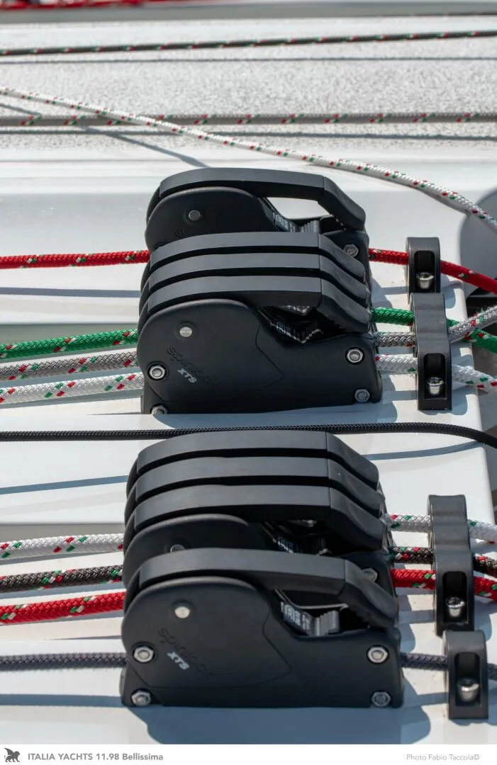 Slide: The Image of Italia 11.98 2026 - 5908470