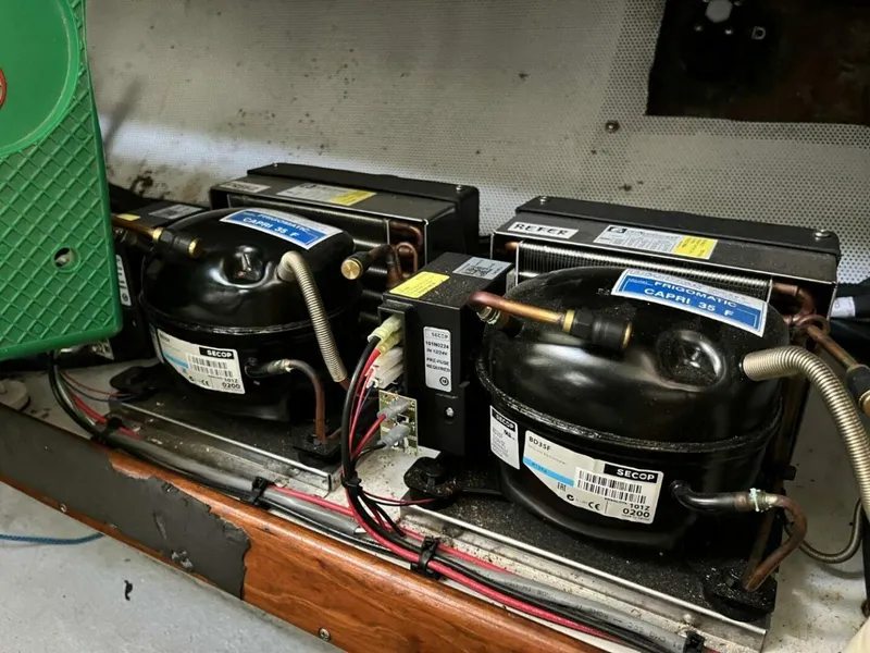 Slide: The Image of Able Apogee 50 1995 - 5904362