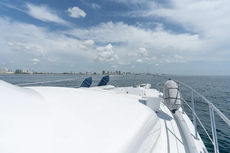 Slide: The Image of Hatteras 75 Sport Deck 2000 - 6886746