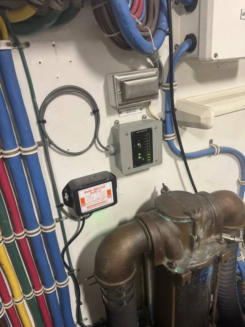 Slide: The Image of Hatteras 75 Sport Deck 2000 - 5939396