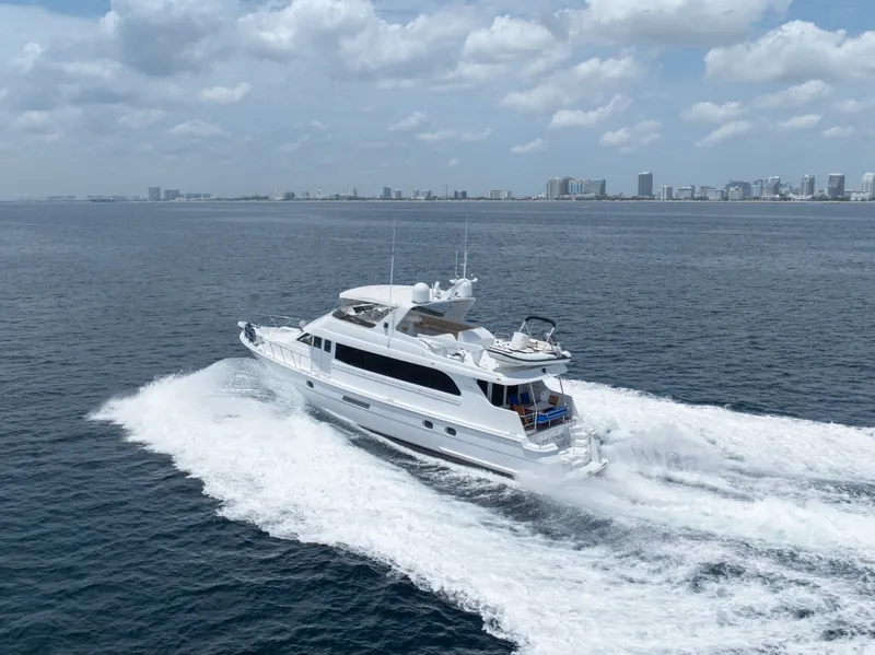 Slide: The Image of Hatteras 75 Sport Deck 2000 - 6886740
