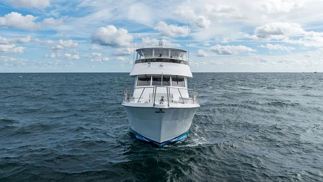 Slide: The Image of Hatteras 75 Sport Deck 2000 - 33