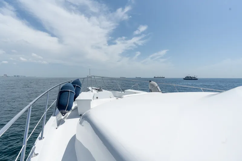 Slide: The Image of Hatteras 75 Sport Deck 2000 - 6886745