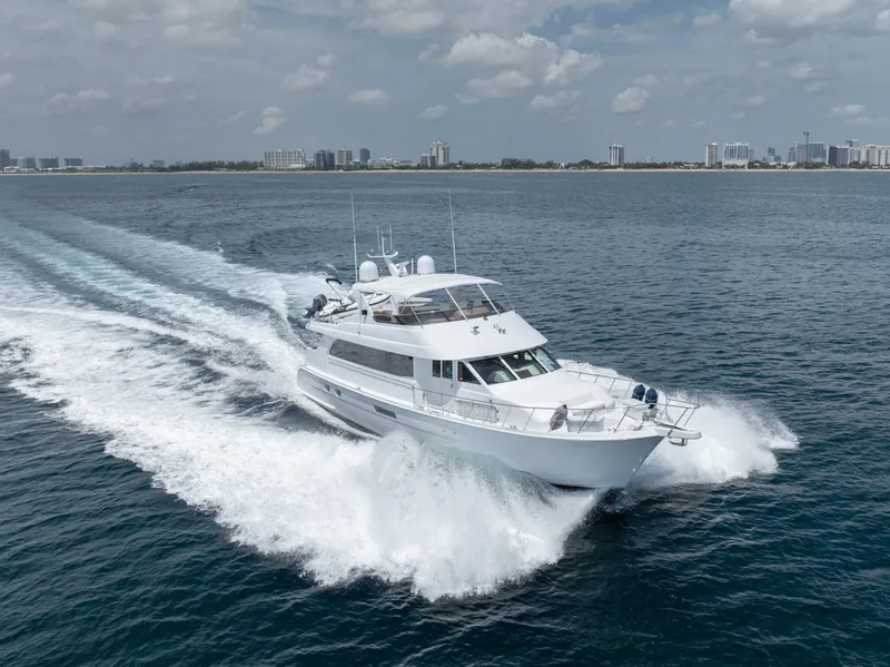 Slide: The Image of Hatteras 75 Sport Deck 2000 - 6886738