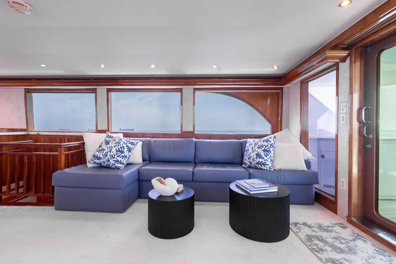 Slide: The Image of Hatteras 75 Sport Deck 2000 - 6886773