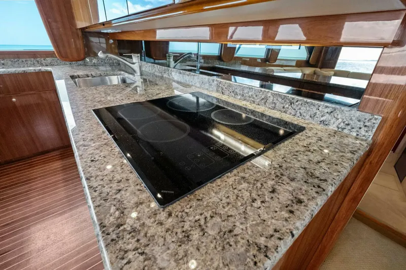 Slide: The Image of Viking 64 Convertible 2008 - 5979096