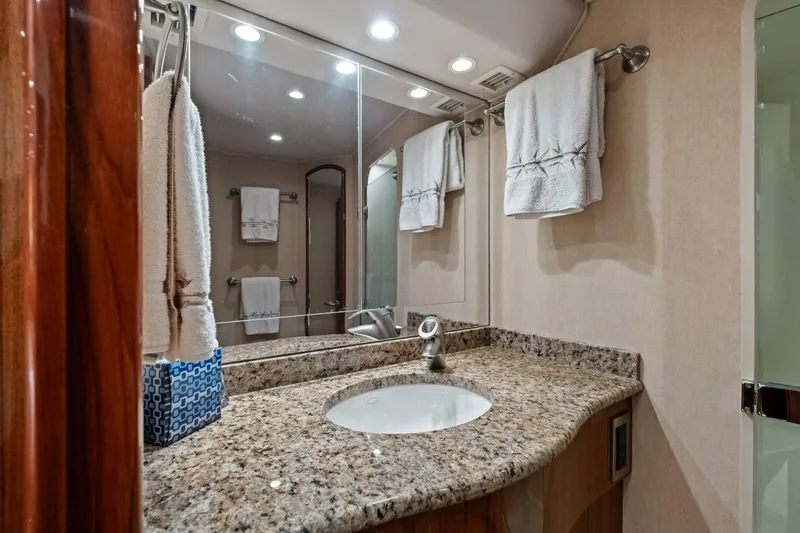 Slide: The Image of Viking 64 Convertible 2008 - 5979181