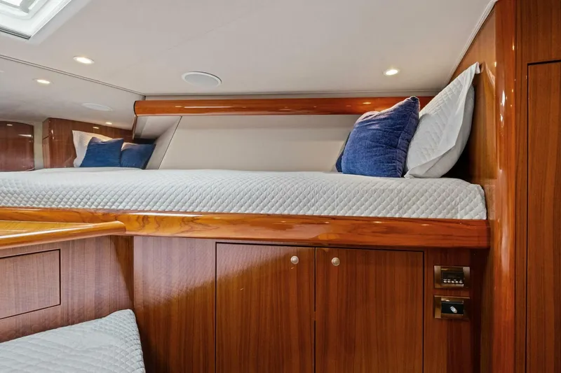 Slide: The Image of Viking 64 Convertible 2008 - 5979164