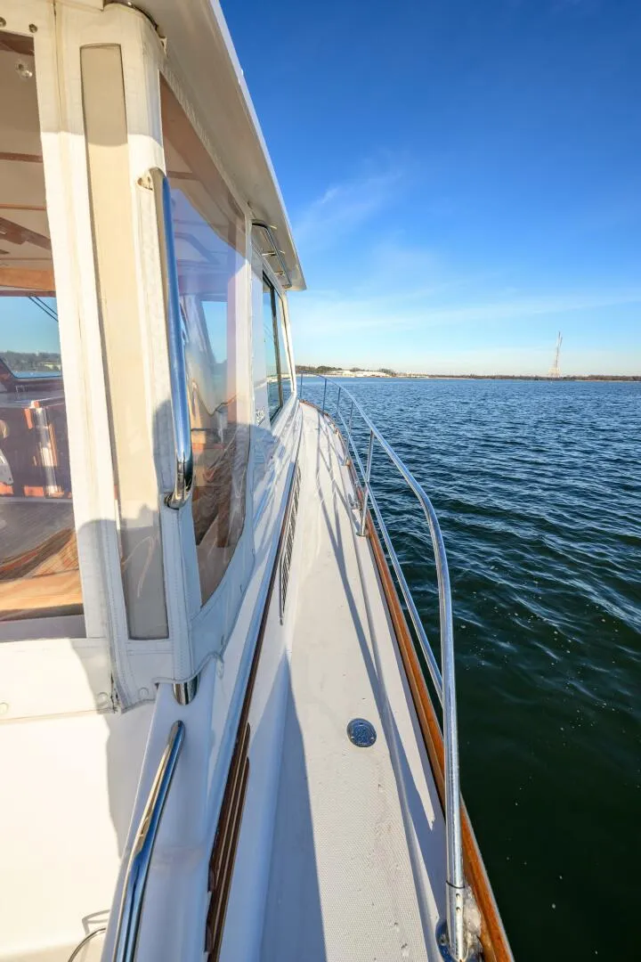 Slide: The Image of Sabre 42 Hard Top Express 2009 - 5905348