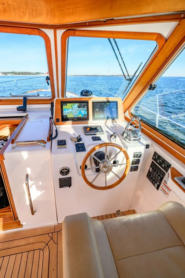 Slide: The Image of Sabre 42 Hard Top Express 2009 - 5905351