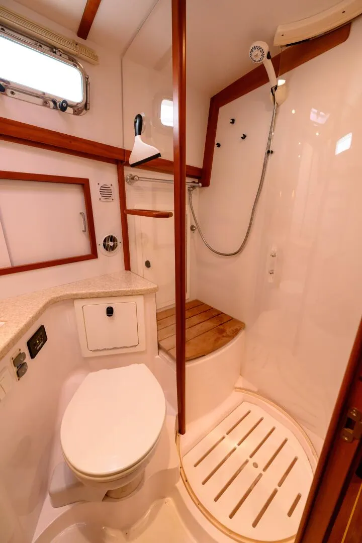 Slide: The Image of Sabre 42 Hard Top Express 2009 - 5905359