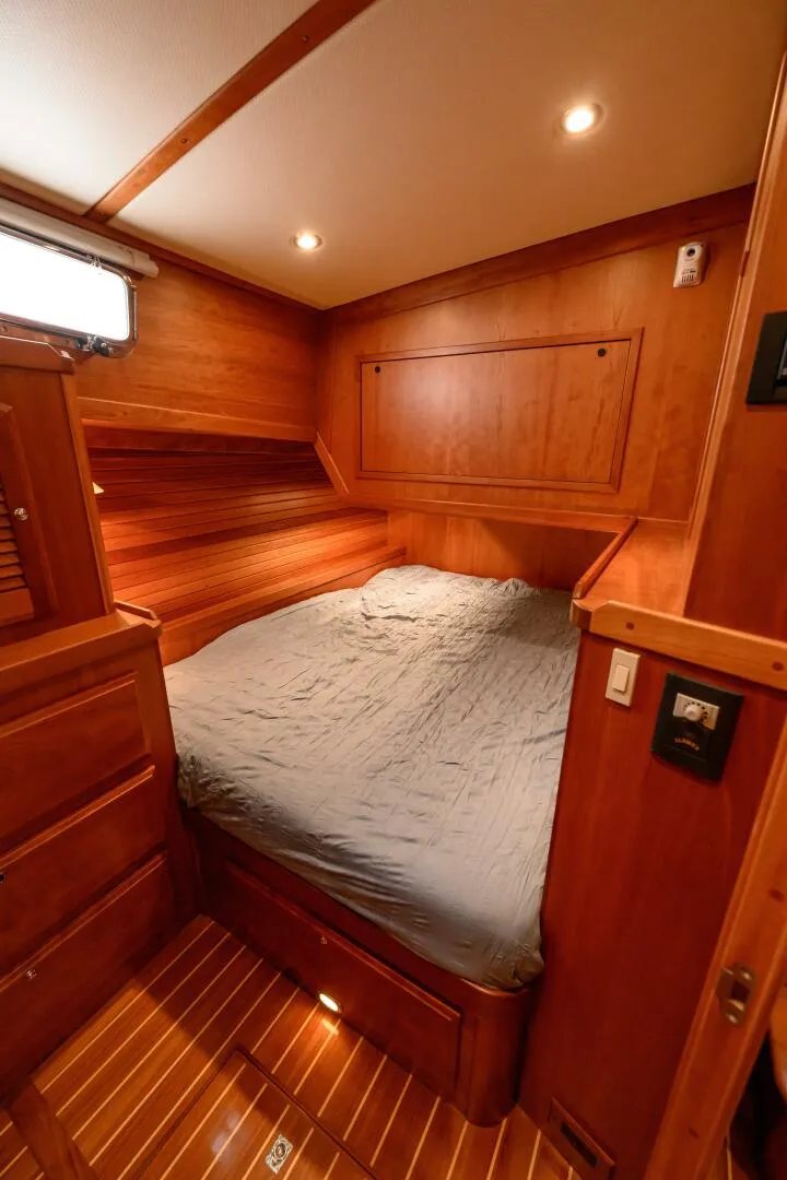 Slide: The Image of Sabre 42 Hard Top Express 2009 - 5905376