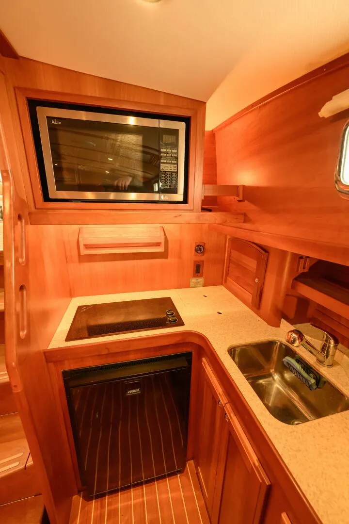 Slide: The Image of Sabre 42 Hard Top Express 2009 - 5905379