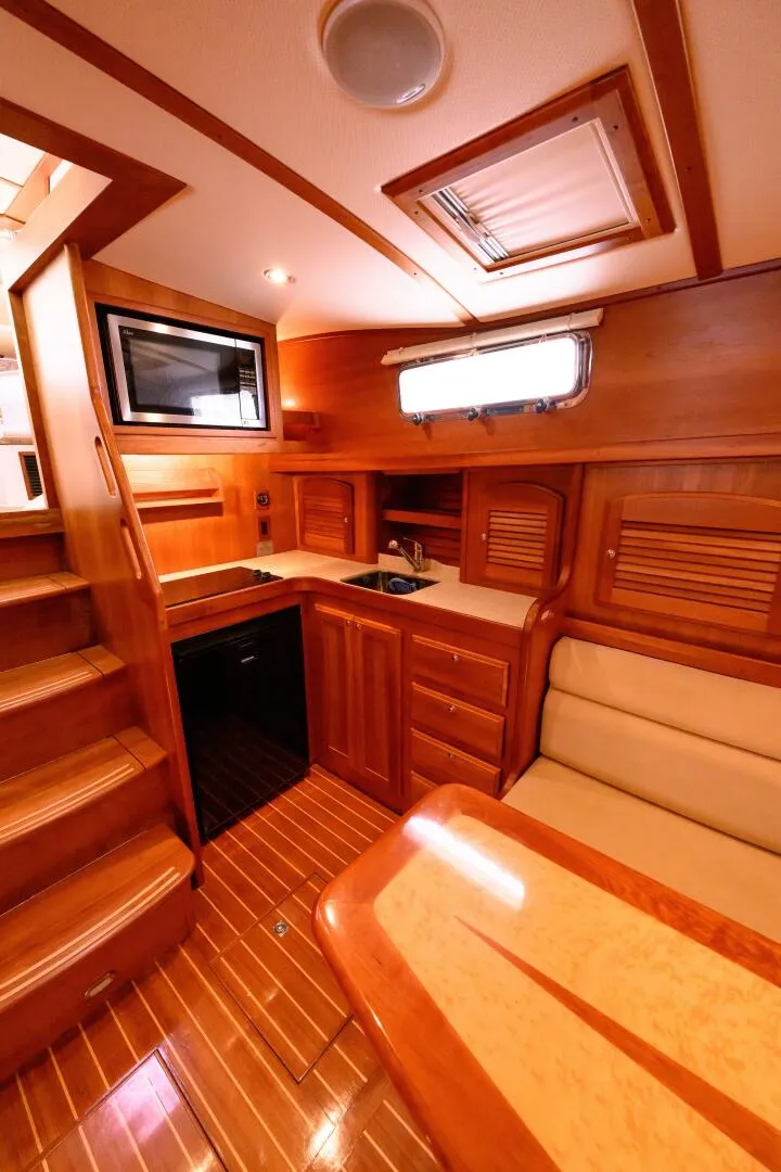 Slide: The Image of Sabre 42 Hard Top Express 2009 - 5905380