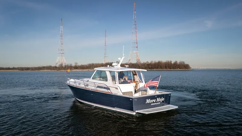 Slide: The Image of Sabre 42 Hard Top Express 2009 - 5905342