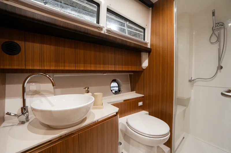 Slide: The Image of Greenline 42 Hybrid 2026 - 5905820