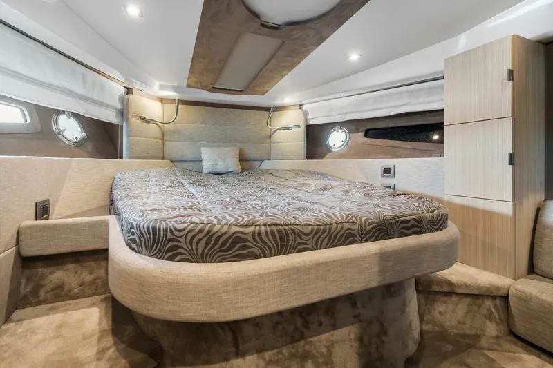 Slide: The Image of Cranchi M 44 HT 2022 - 5905794