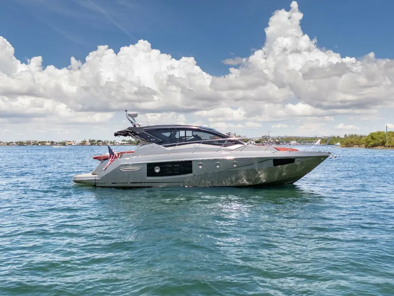 Slide: The Image of Cranchi M 44 HT 2022 - 5905806