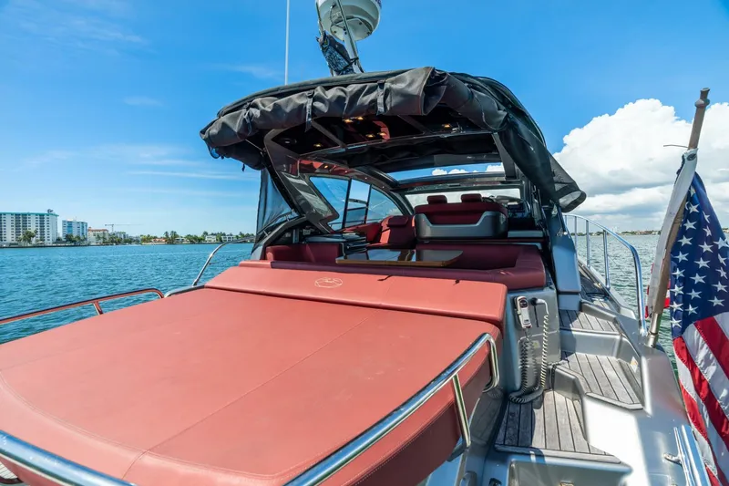 Slide: The Image of Cranchi M 44 HT 2022 - 5905810