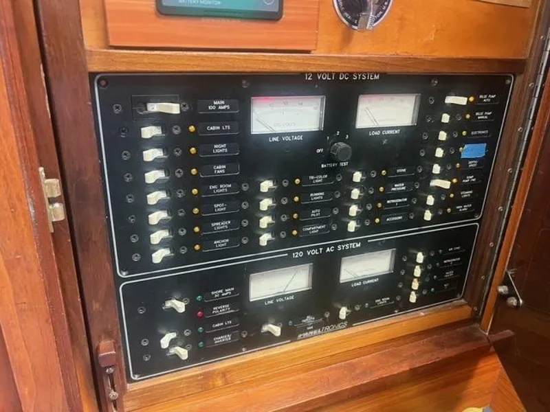 Slide: The Image of Custom Baraka 46 1993 - 5905905