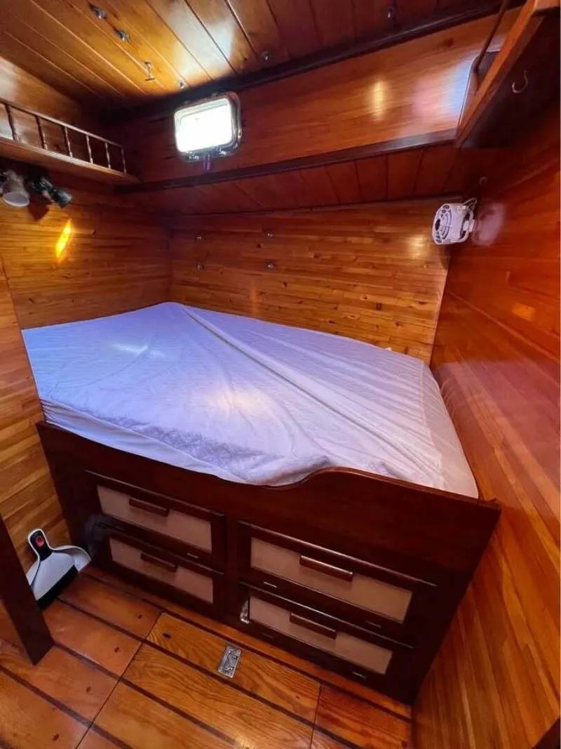 Slide: The Image of Custom Baraka 46 1993 - 5905875