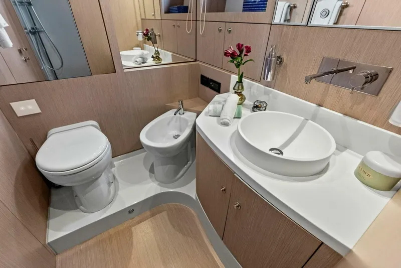 Slide: The Image of Riva 63 Virtus 2015 - 5943029