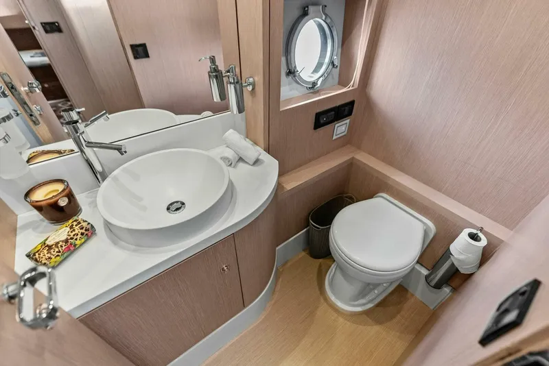 Slide: The Image of Riva 63 Virtus 2015 - 5943038