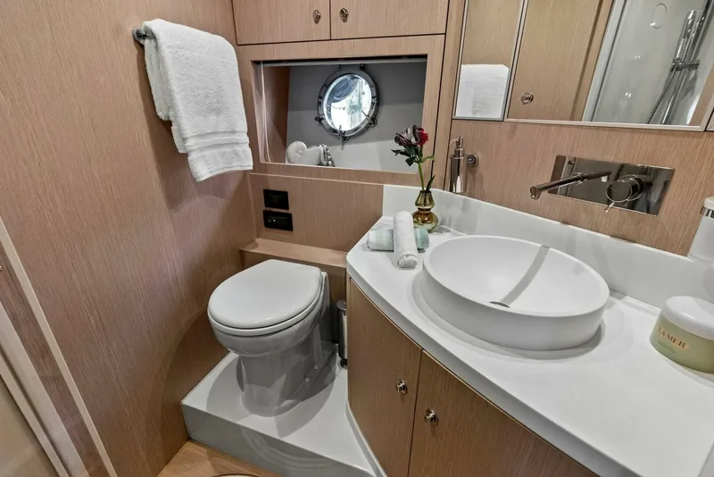 Slide: The Image of Riva 63 Virtus 2015 - 5943043