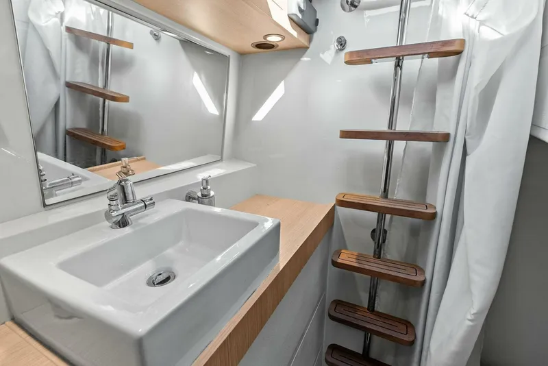 Slide: The Image of Riva 63 Virtus 2015 - 5943047