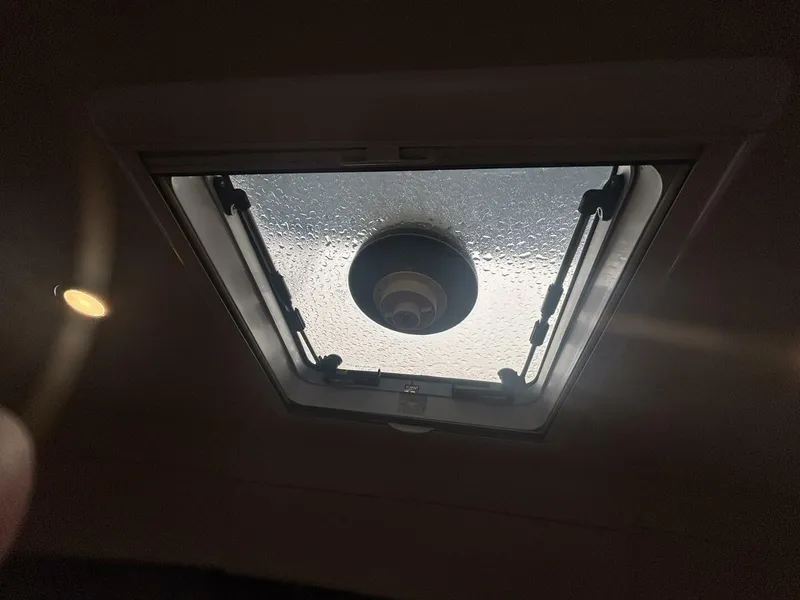 Slide: The Image of Mainship Pilot 30 Rum Runner II 2004 - 5960353