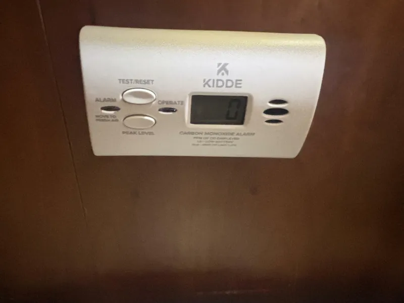 Slide: The Image of Mainship Pilot 30 Rum Runner II 2004 - 5960360