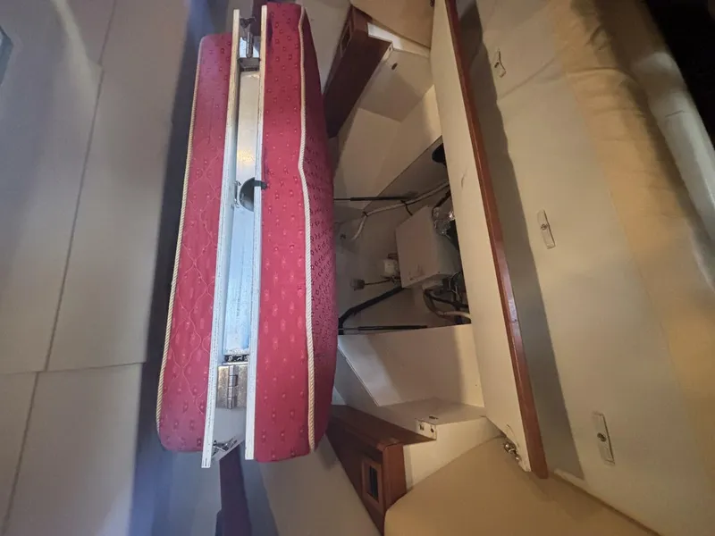 Slide: The Image of Mainship Pilot 30 Rum Runner II 2004 - 5960366