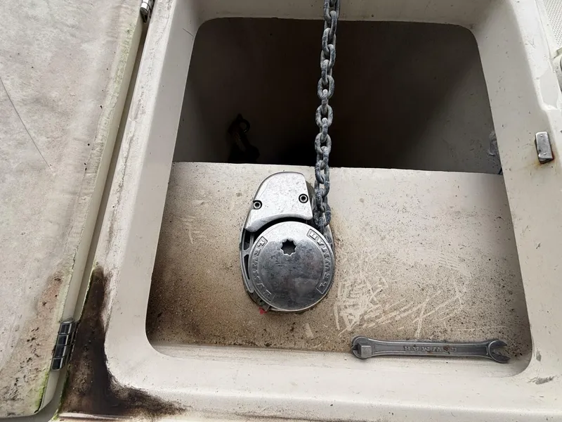 Slide: The Image of Mainship Pilot 30 Rum Runner II 2004 - 5960374