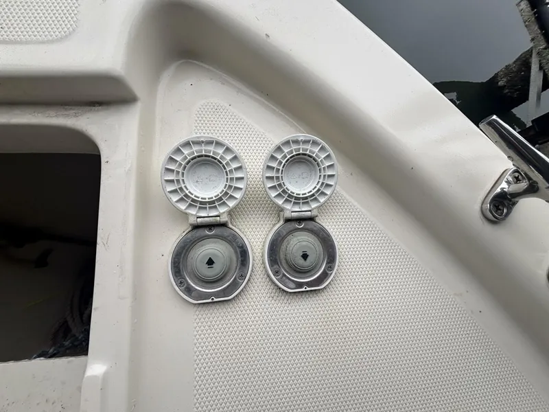 Slide: The Image of Mainship Pilot 30 Rum Runner II 2004 - 5960377