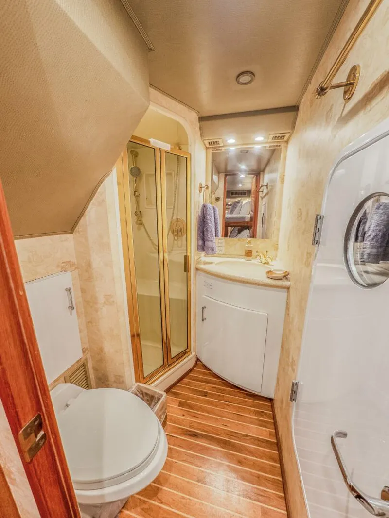 Slide: The Image of 2003 Viking 65 EB - BELLA BETTY - 5908075