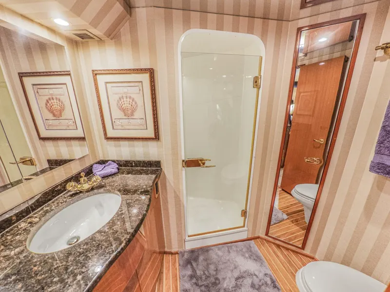 Slide: The Image of 2003 Viking 65 EB - BELLA BETTY - 5908087