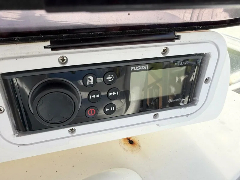 Slide: The Image of Bertram 33 Sport Fisherman 1991 - 5906133