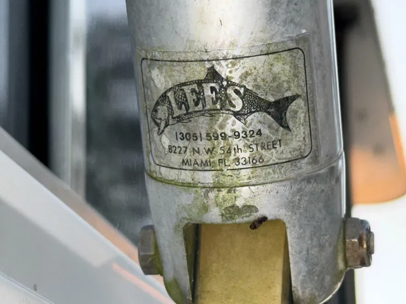 Slide: The Image of Bertram 33 Sport Fisherman 1991 - 5906140