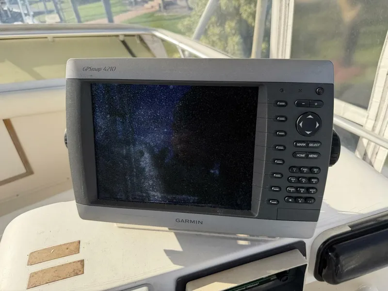 Slide: The Image of Bertram 33 Sport Fisherman 1991 - 5906131