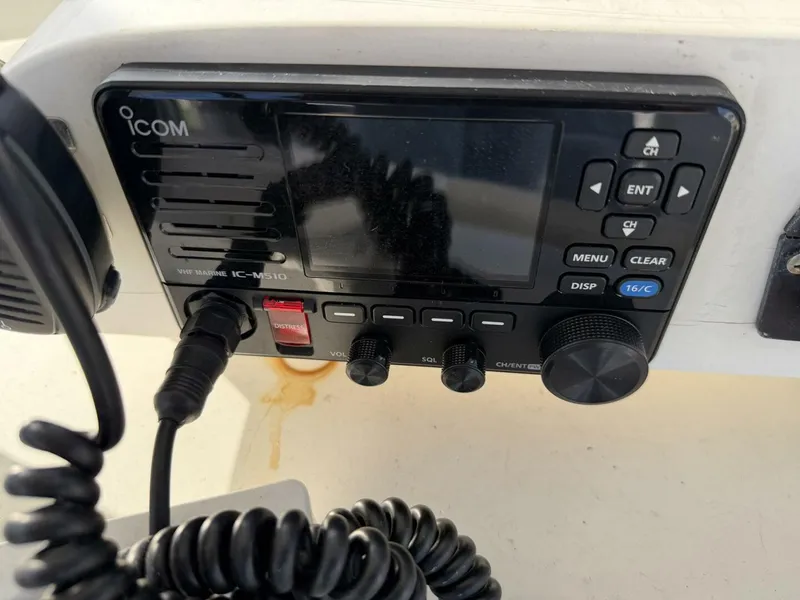 Slide: The Image of Bertram 33 Sport Fisherman 1991 - 5906132