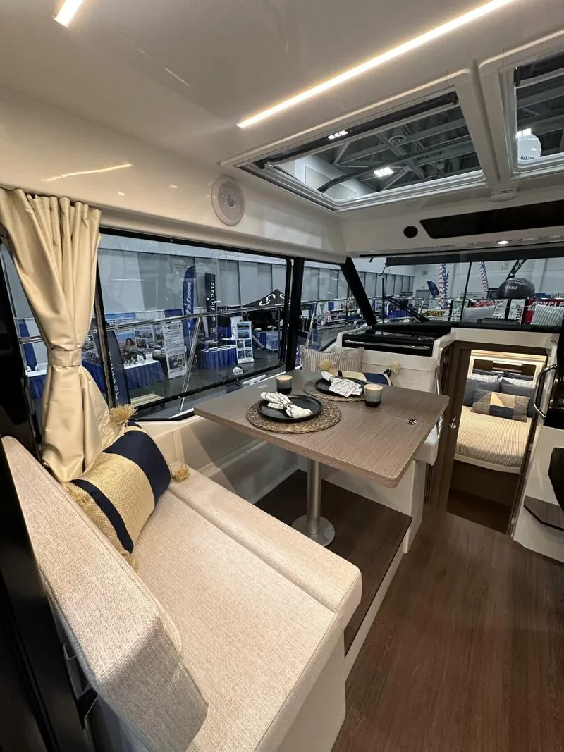 Slide: The Image of Jeanneau 895 Series 2 2026 - 5908980