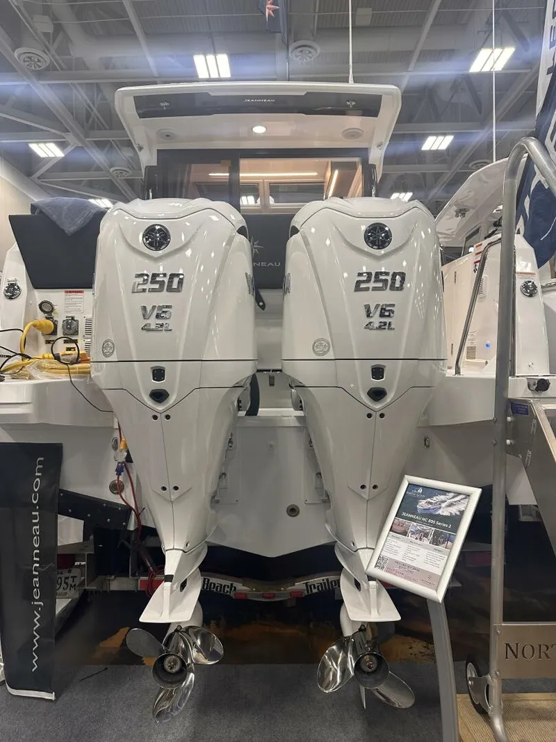 Slide: The Image of Jeanneau 895 Series 2 2026 - 5909015