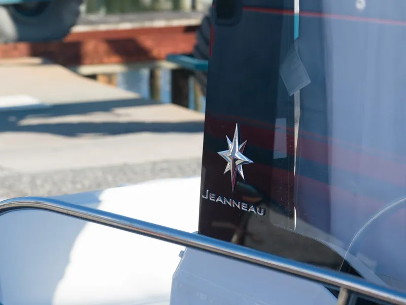 Slide: The Image of Jeanneau 895 Series 2 2026 - 5979668